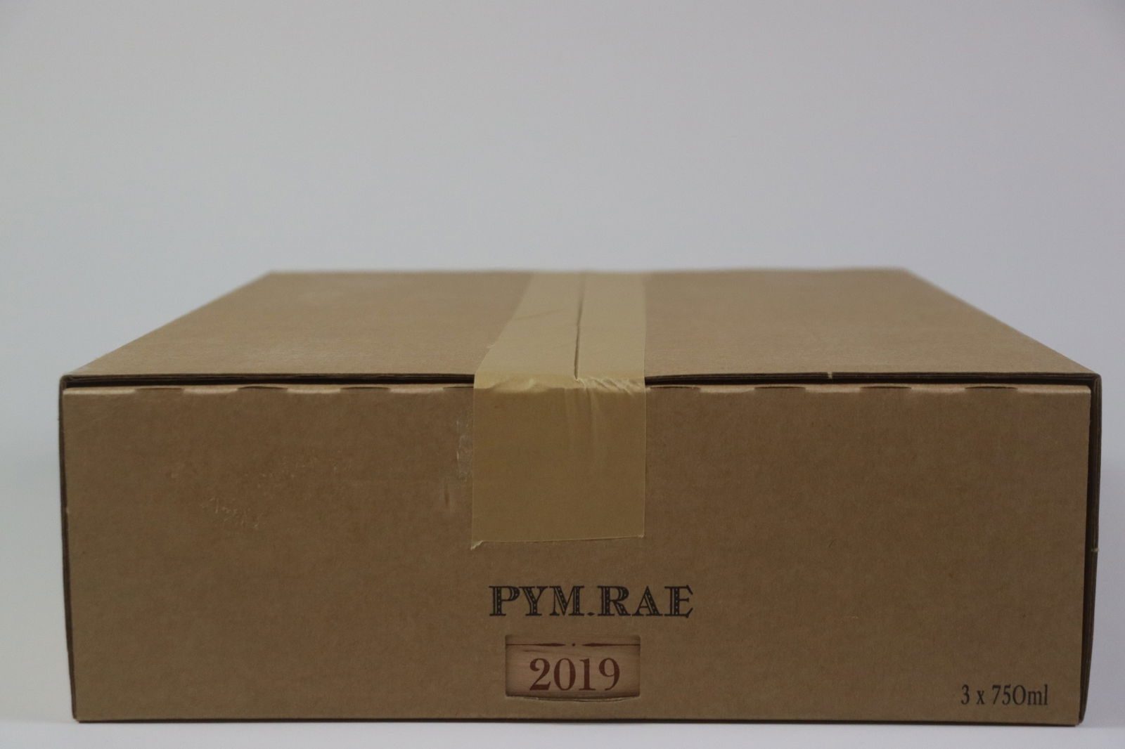 † Pym-Rae 2019: Pym-Rae 2019 Tesseron Estate, Napa Valley Excellent level and appearance R 3 bottles Per lot €320 - 420 Size bottles Condition Excellent level and appearance