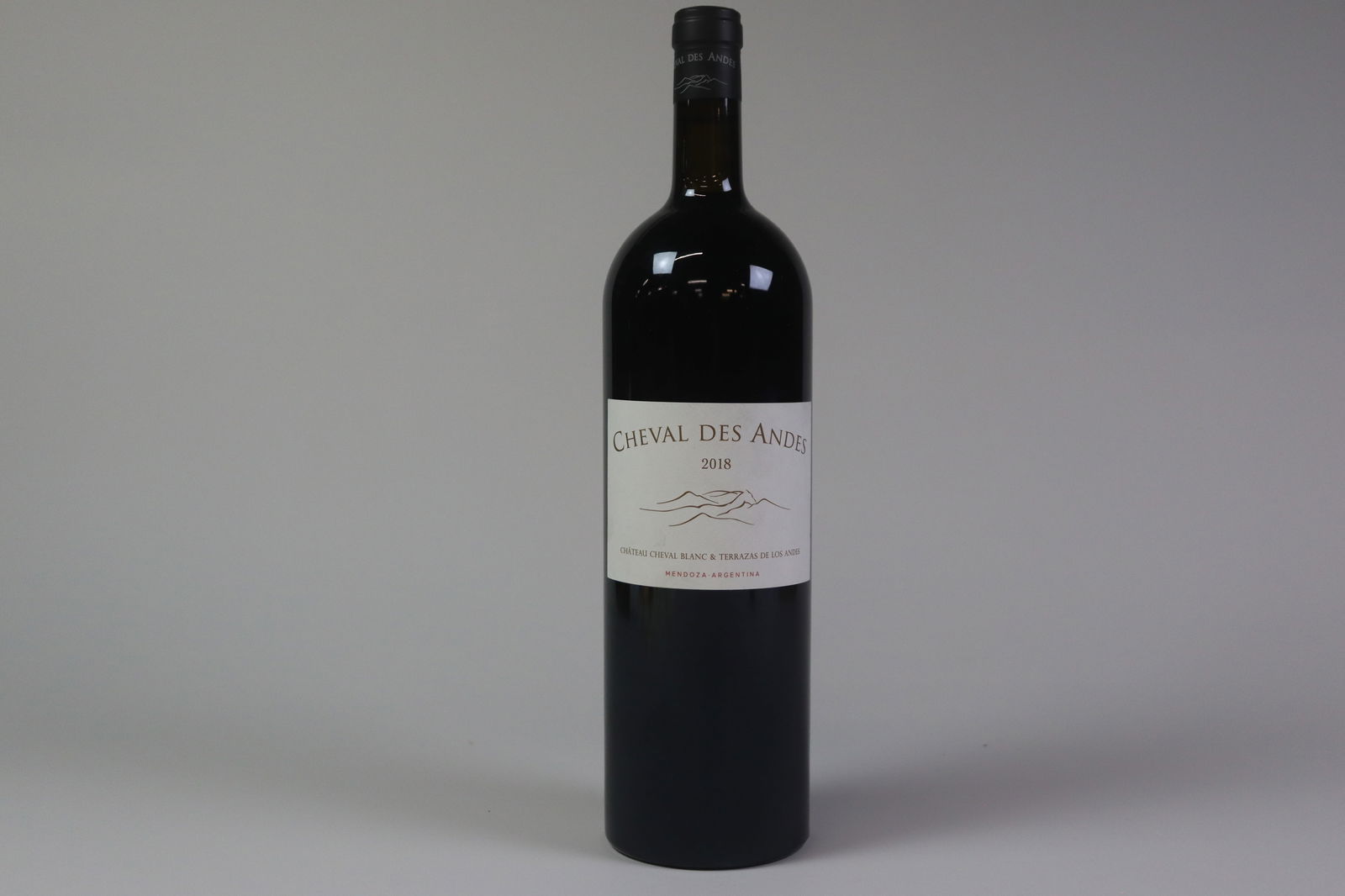 † Cheval des Andes 2018: Cheval des Andes 2018 Cheval Blanc & Terrazas de los Andes, Mendoza Excellent level and appearance R 1 magnum - 1.5ltr Per lot €90 - 140 Size magnum - 1.5ltr Condition