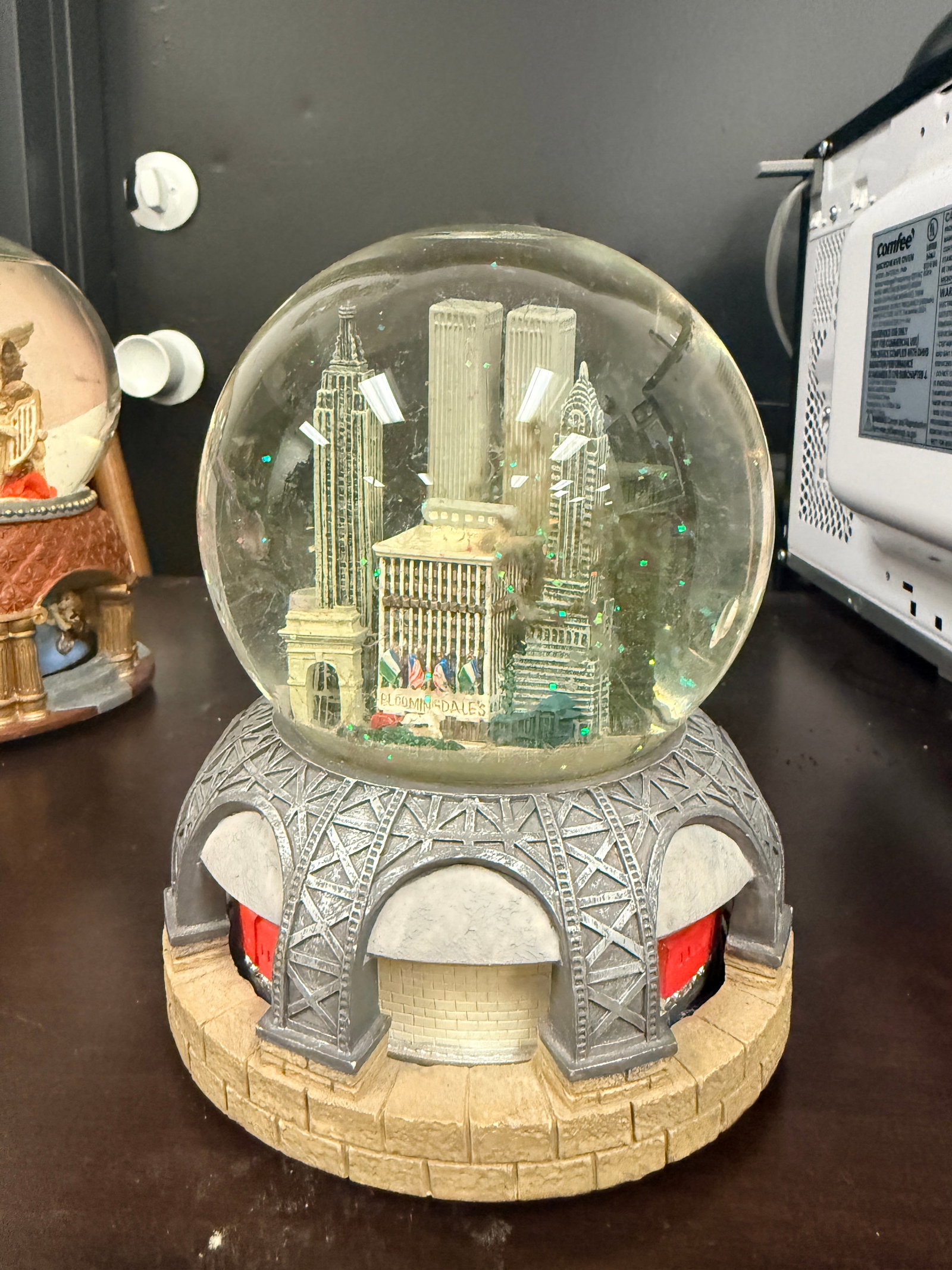 Vintage World Trade Globe Musical Music Box - Rare Collectible (1 of 7)