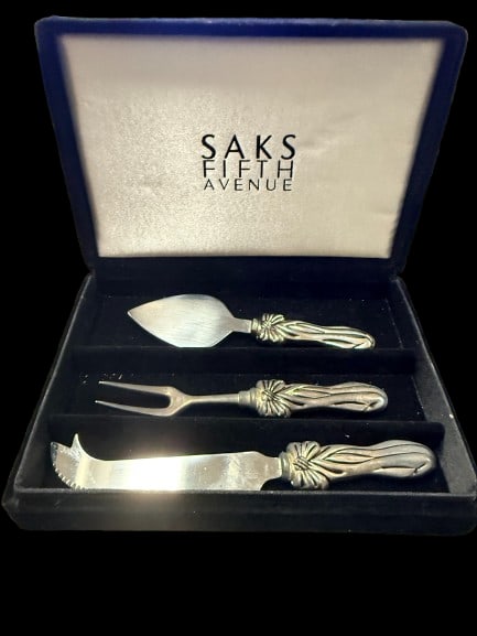 3-Piece Cheese Serving Set by Saks Fifth Avenue (1 of 4)