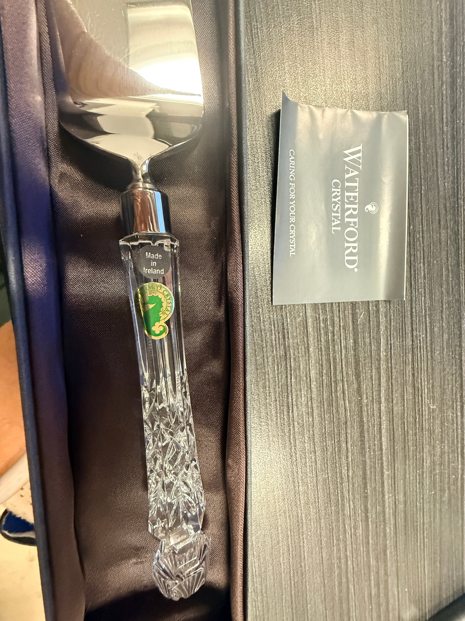 Waterford Crystal Lismore Cake and Pie Server: A Waterford Crystal Lismore pattern cake and pie server measuring 16x3x2 inches from Ireland's most celebrated crystal manufacturer. Waterford Lismore is one of the world's most recognized crystal pat