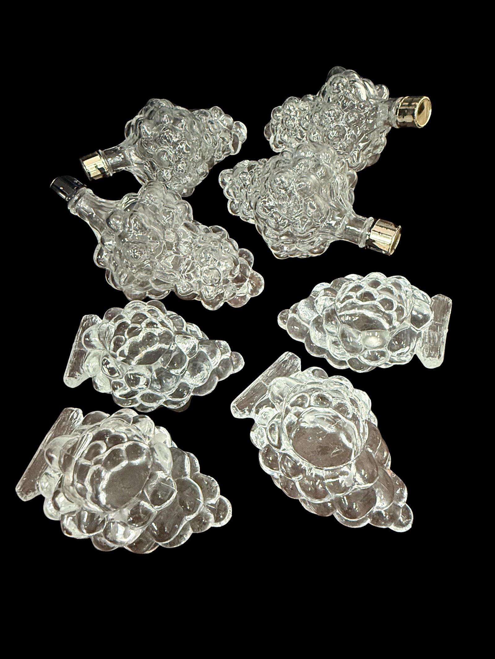 Set of 8 Orrefors Raspberry Native Crystal Display (1 of 3)