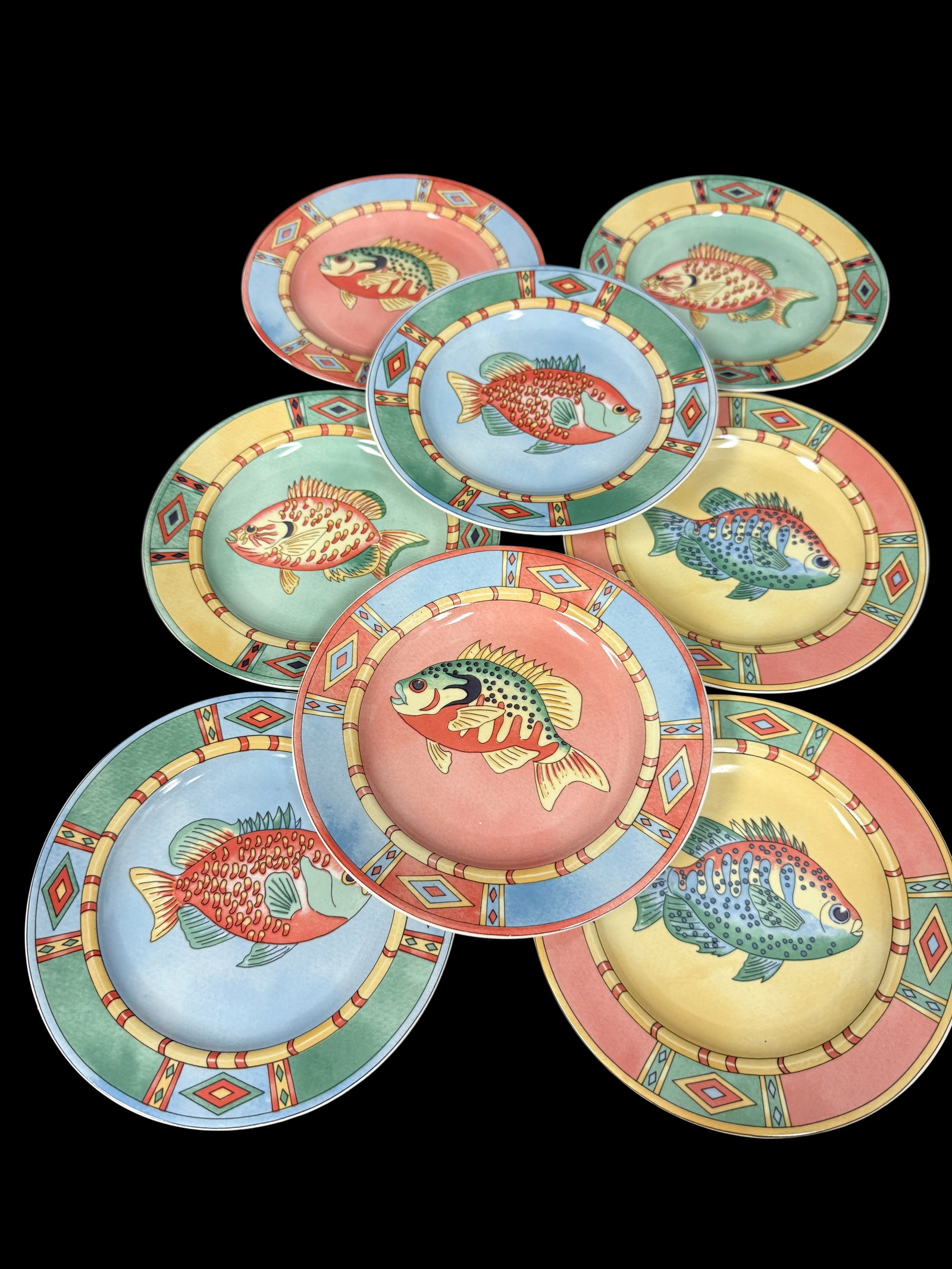 Set of 8 Colorful Fish Pattern Decorative Plates (1 of 5)