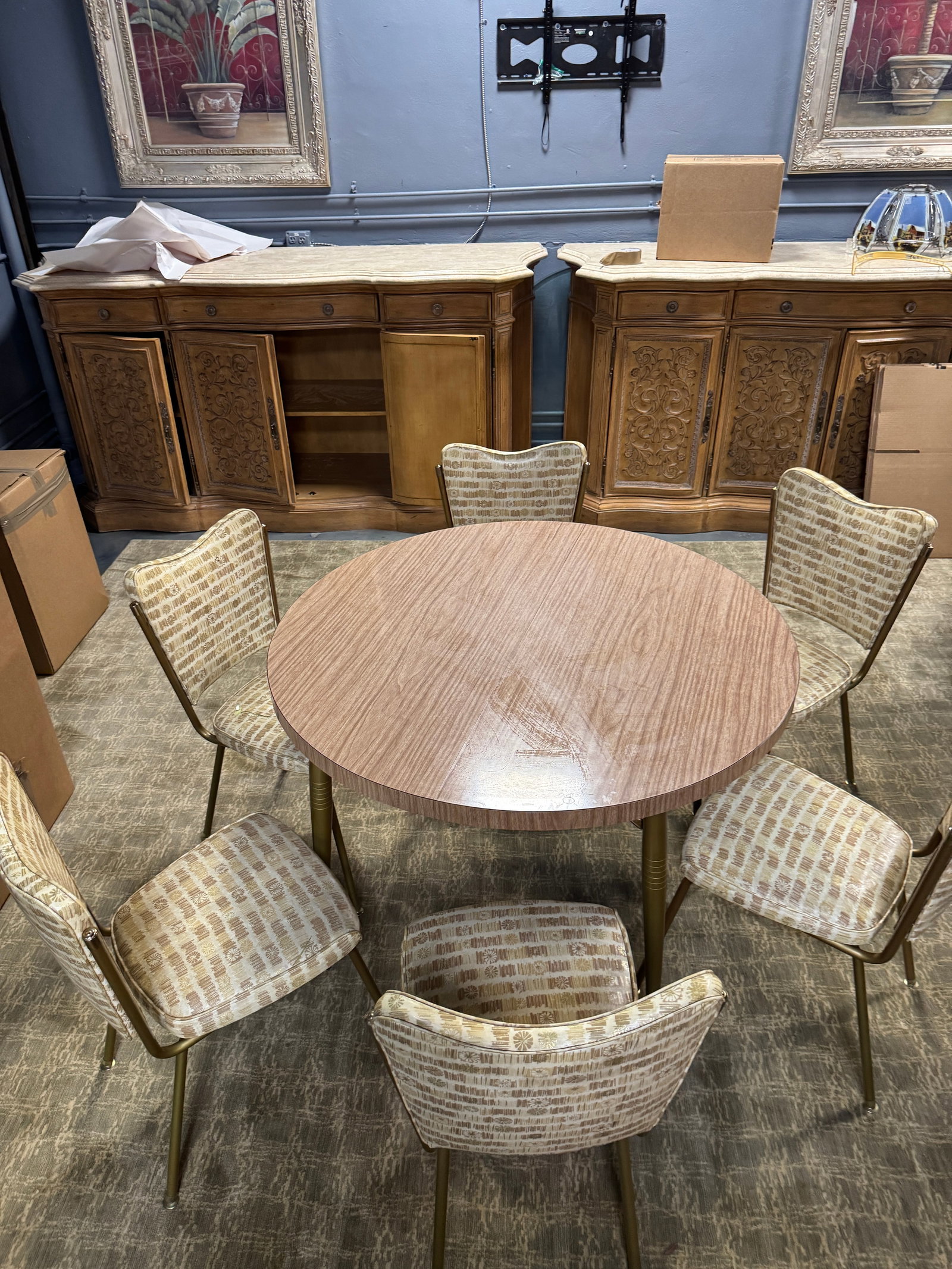 Mid-Century Style Dining Table and 6 Cha (1 of 12)