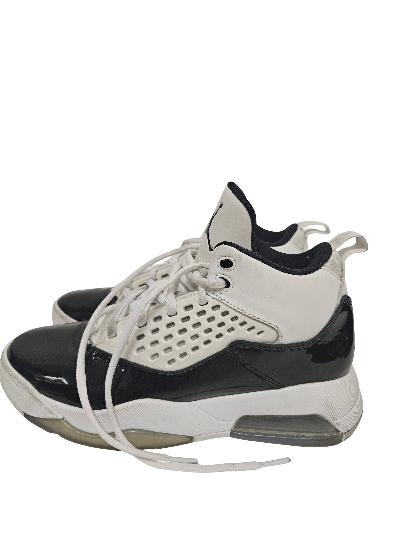 Jordan Max Aura 2 Sneakers Youth 6.5Y (1 of 6)