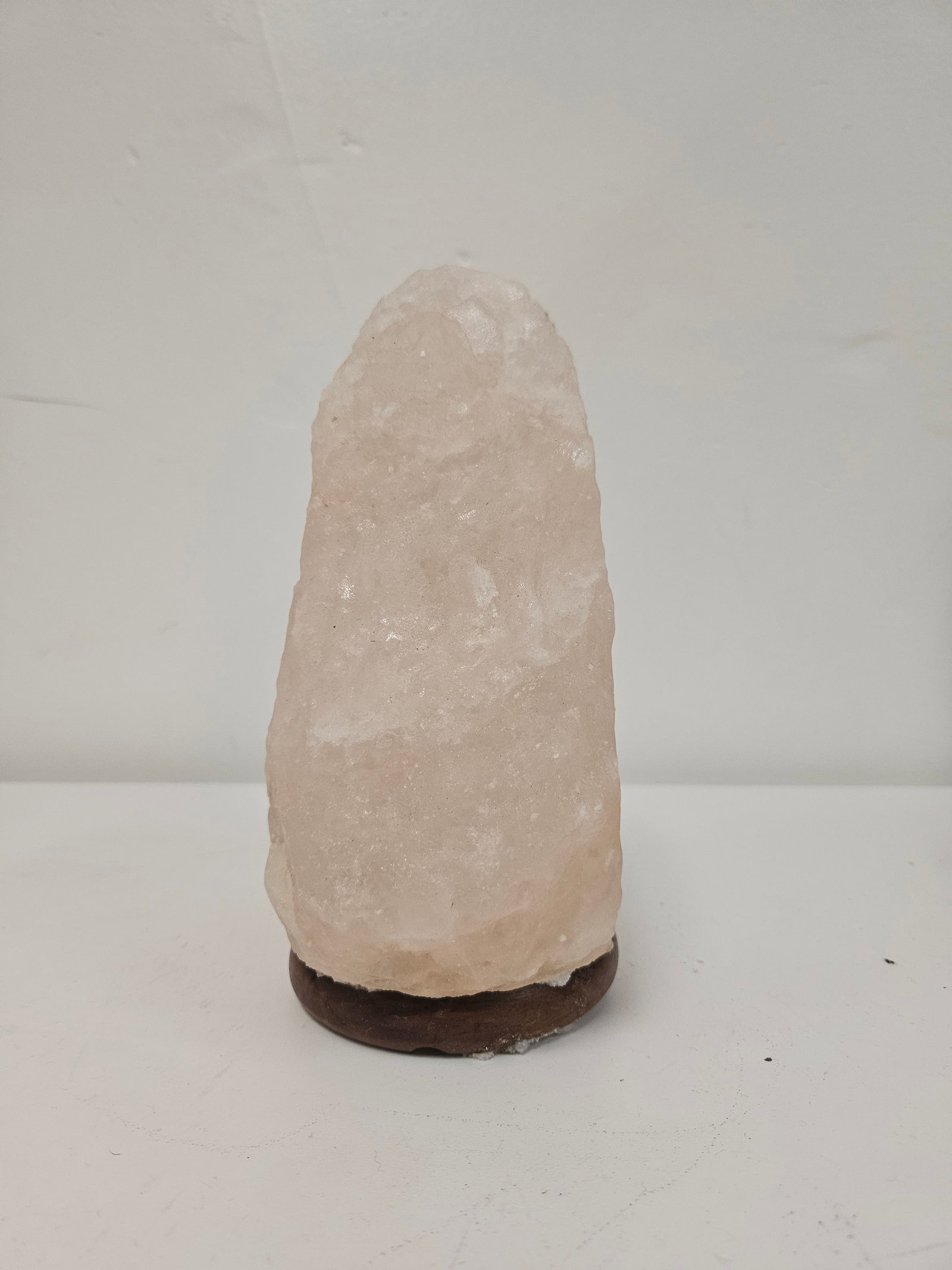 Natural Himalayan Pink Salt lamp (1 of 4)