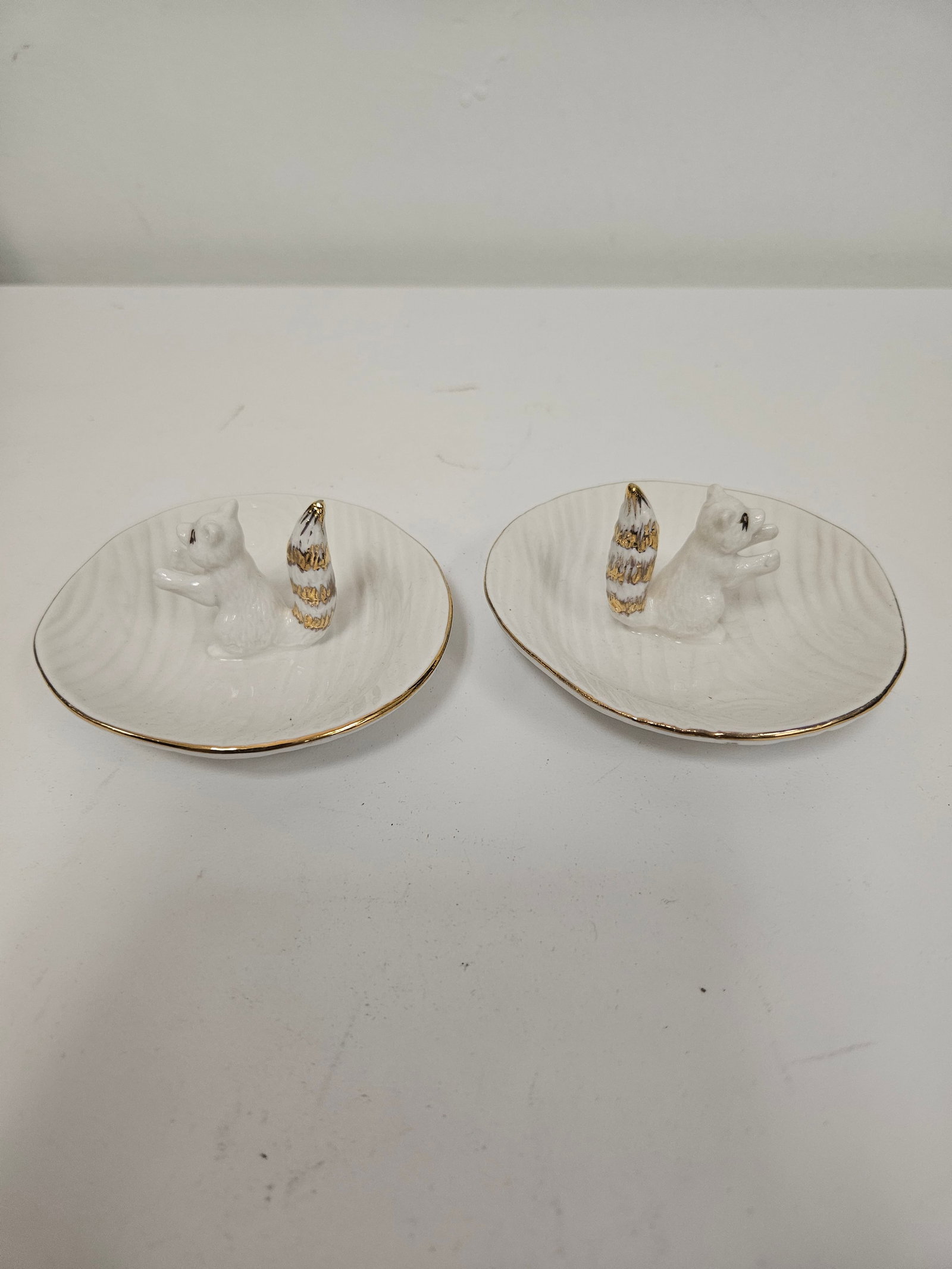 Anthropologie Ceramic Raccoon Dishes (2) (1 of 4)