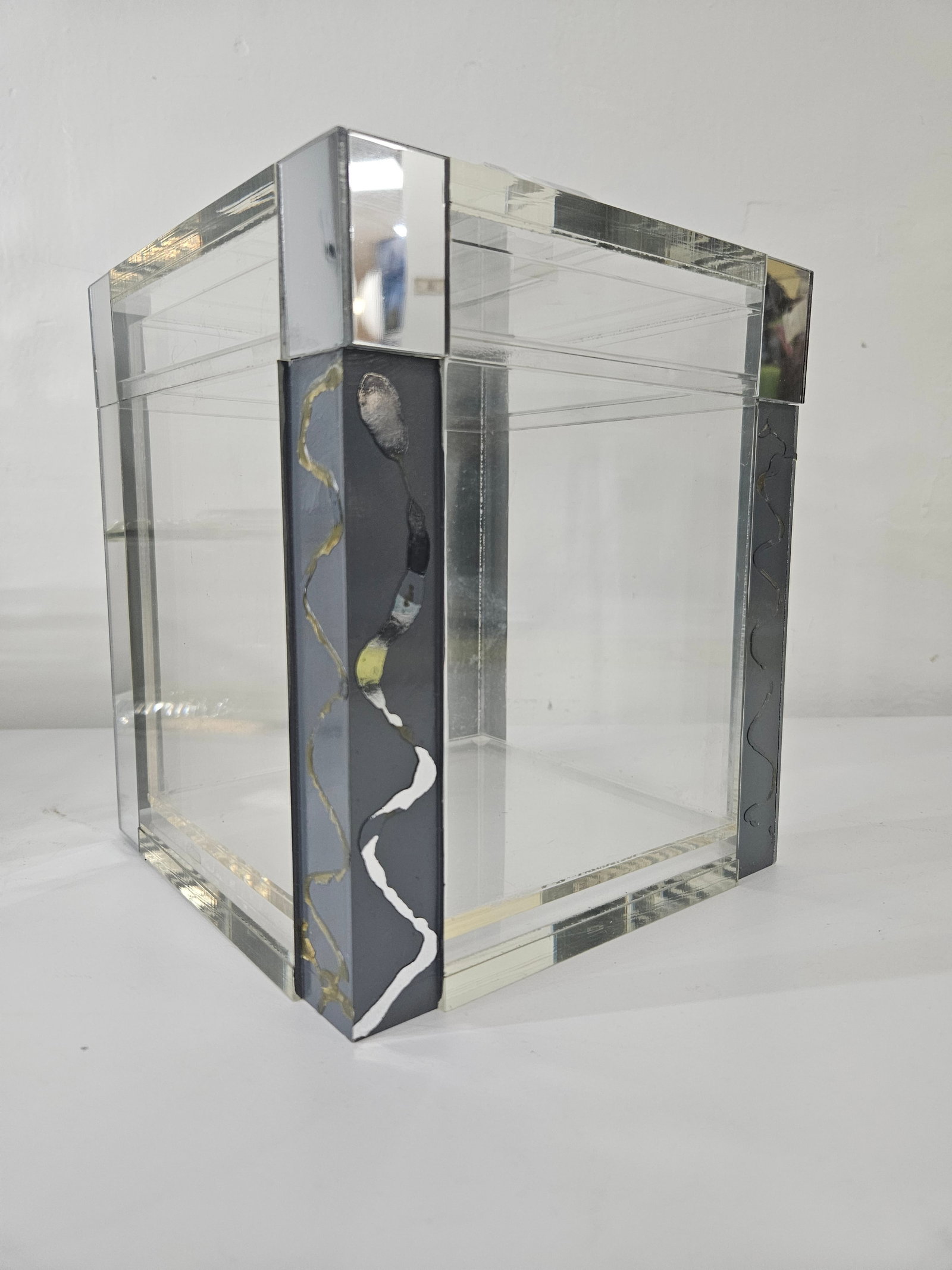 Two Mid-Century Lucite & Acrylic Boxes - 2