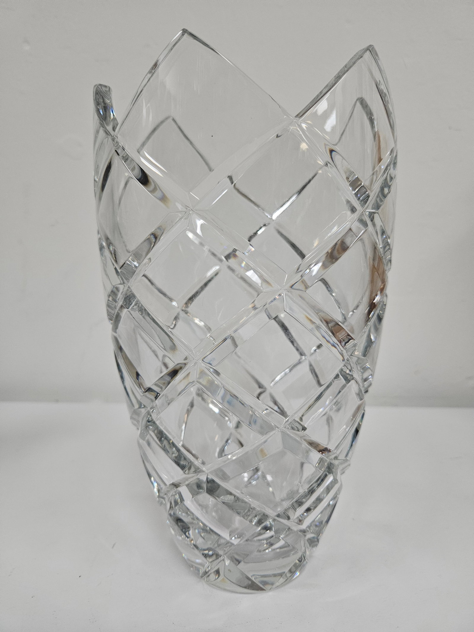 Crystal Vase with Diamond Cut Pattern (1 of 5)