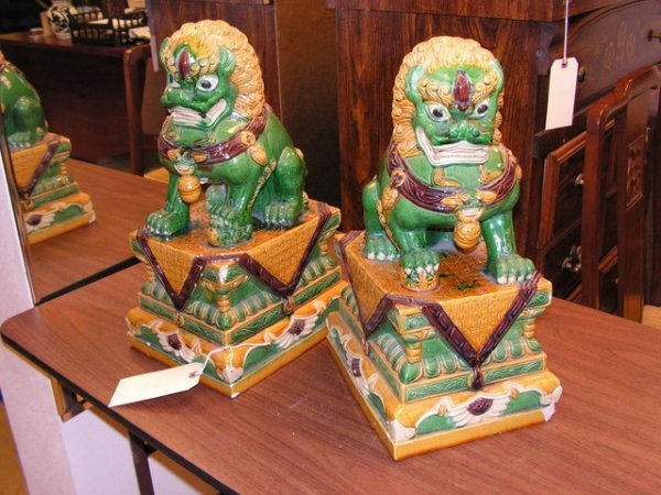 Porcelain Asian Shishi Foo Guard Lion Dogs : Vintage Asian Shishi Foo Guard Lion Dogs Feng Shui