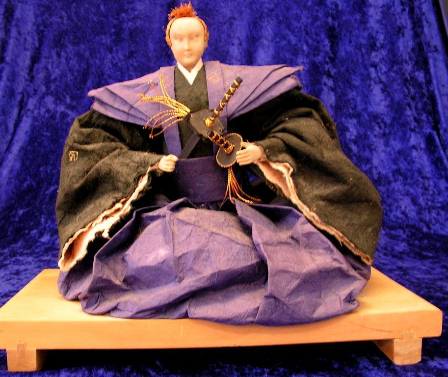 Japanese Asian Samurai Figure, Noble Samurai Edo: This doll is wearing the formal costume of the Samurai in the Edo period, called Kamishimo. The costume consists of a wing-like jumper over a kimono and full hakama trousers and is handcrafted in hand