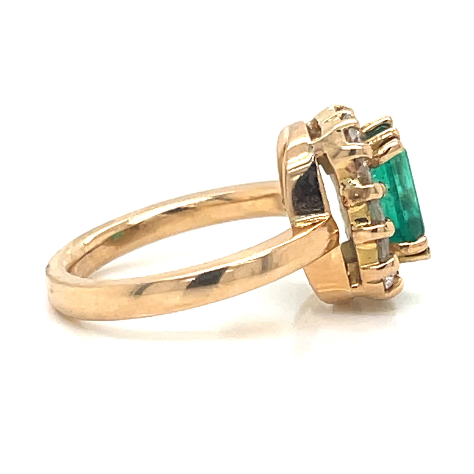 Yellow Gold Emerald Diamond Ring - 3