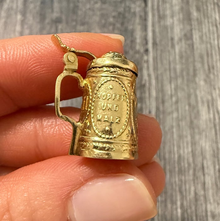 Vintage 14K Gold "Hopfen und Malz" Beer Stein Charm (1 of 1)
