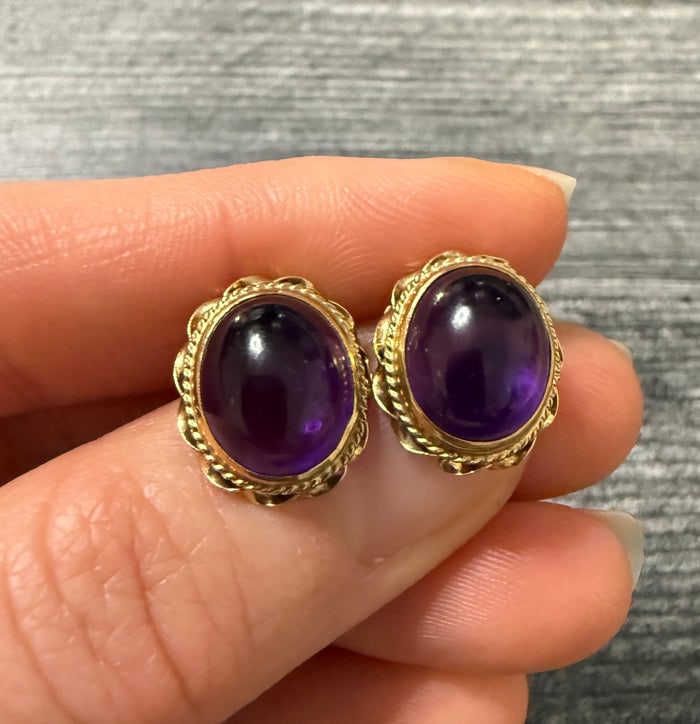 Vintage Cabochon Amethyst Stud Earrings in 14K Gold (S) (1 of 1)