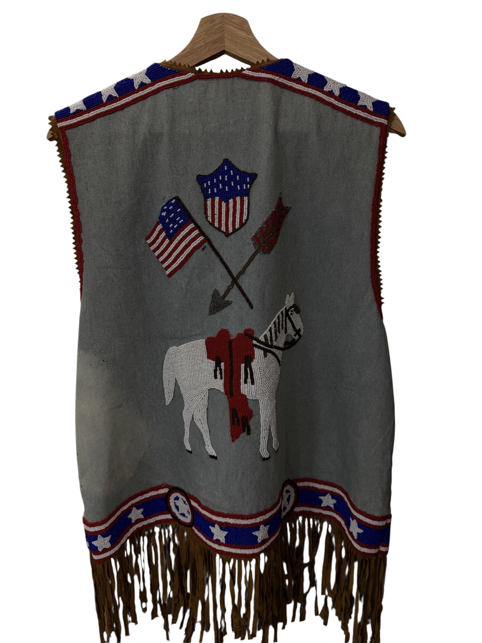 Rare Vintage Native American Beaded Vest ? Patriotic Motif (1 of 3)