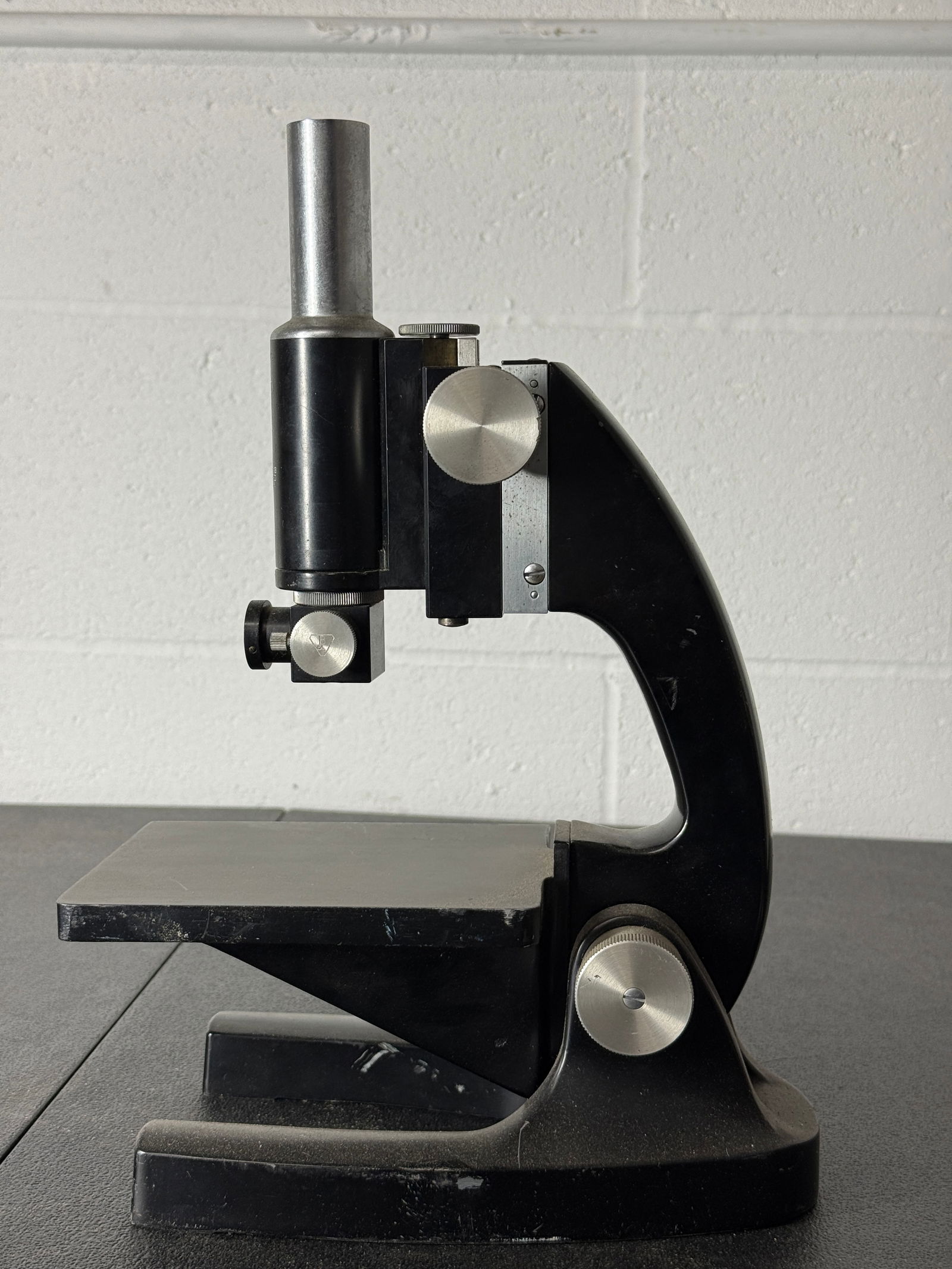 Vintage Laboratory Microscope - 3