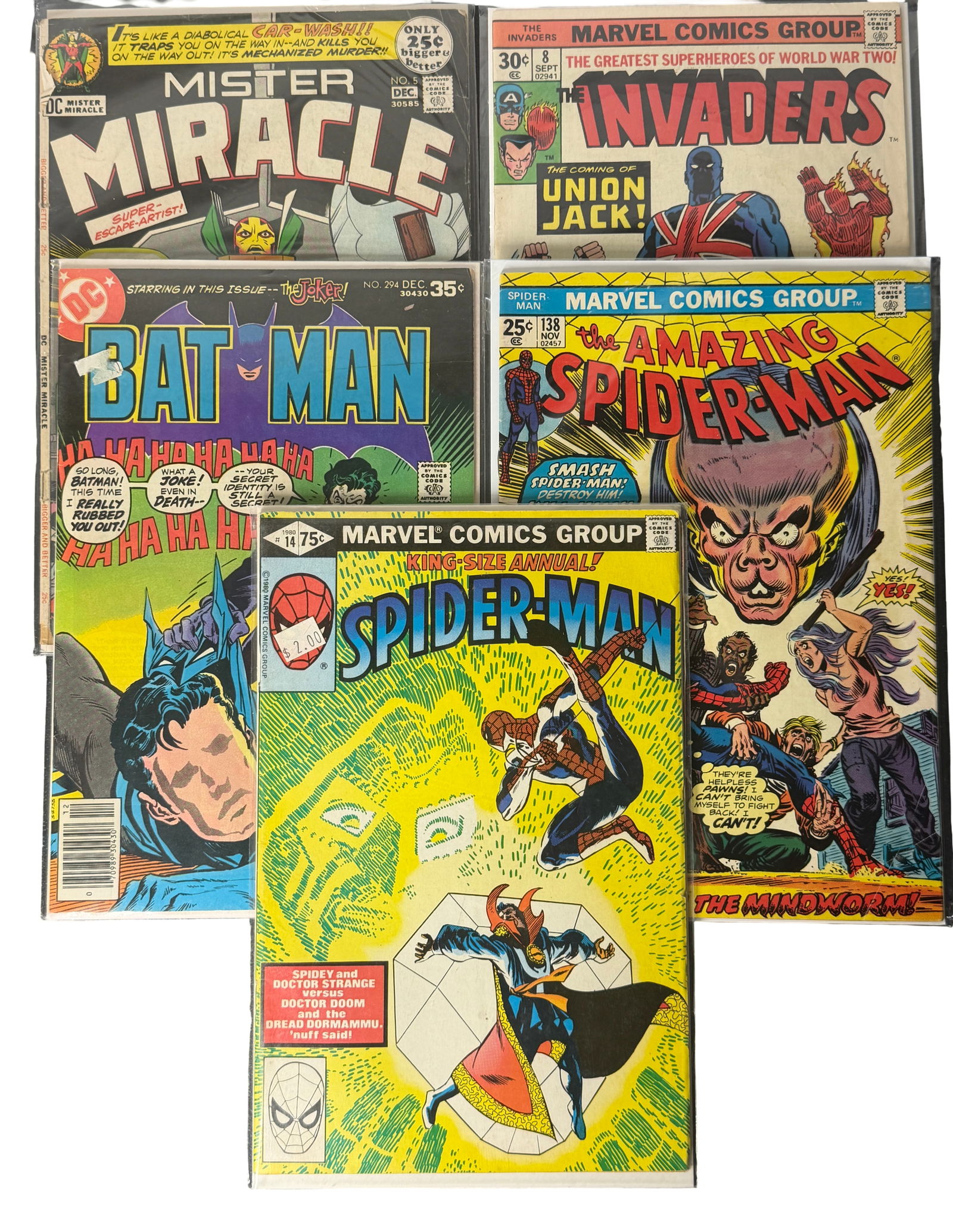 Comic Book Lot Batman, Spider-Man, Invaders, Mister Miracle (1 of 3)