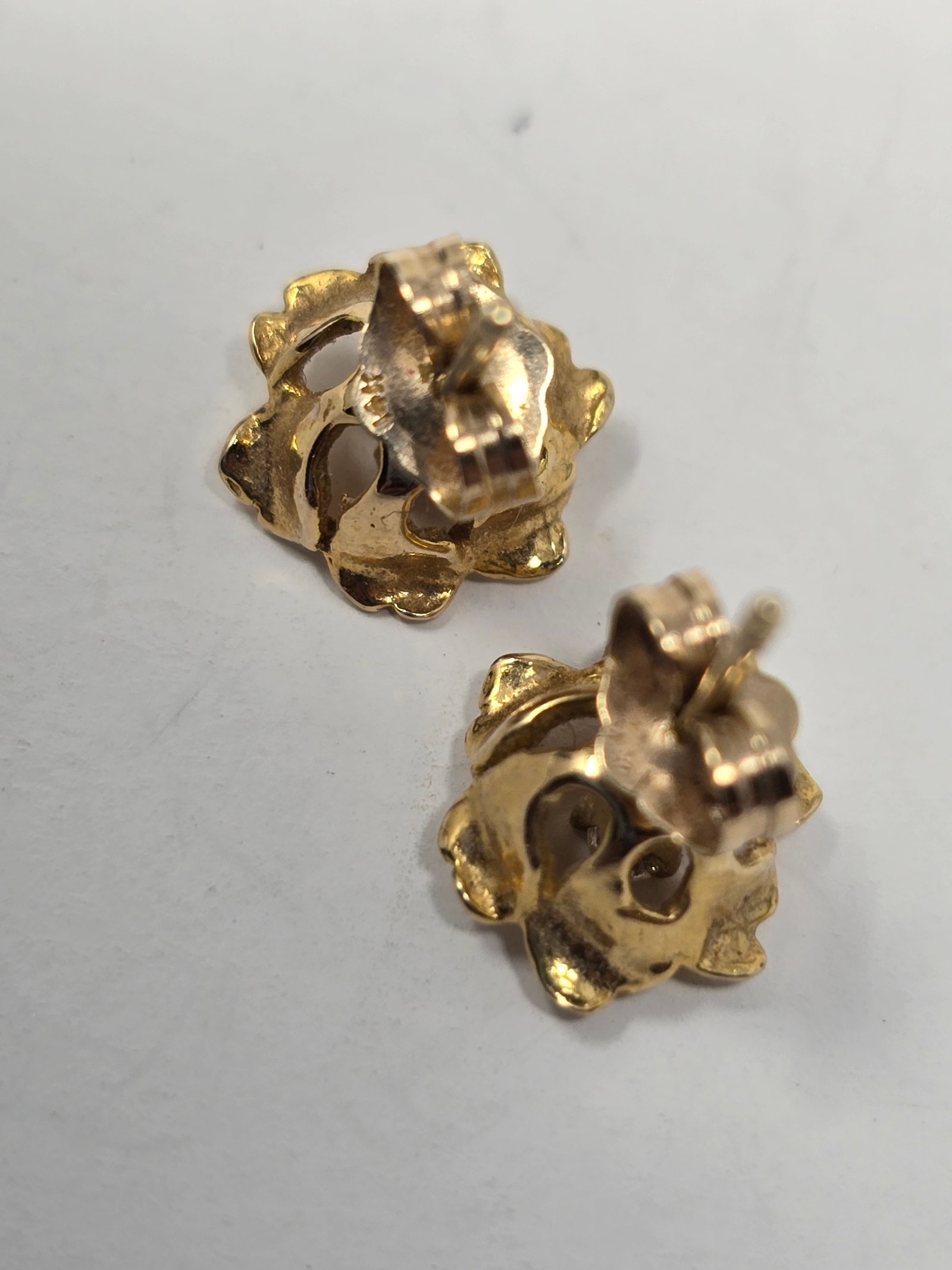 14K Gold Diamond Flower Stud Earrings - 2