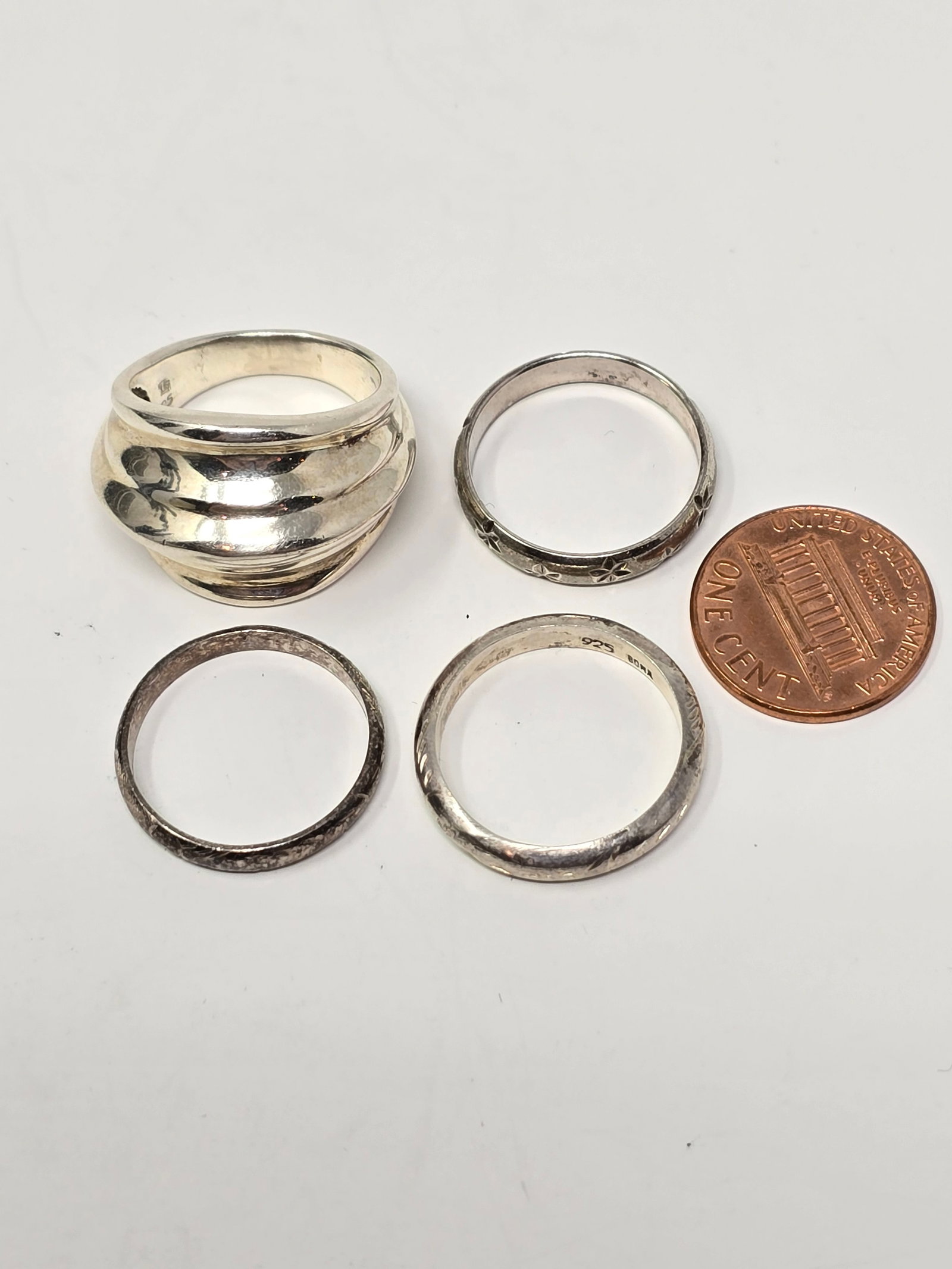 Lot of (4) 925 Sterling Silver Rings - 7