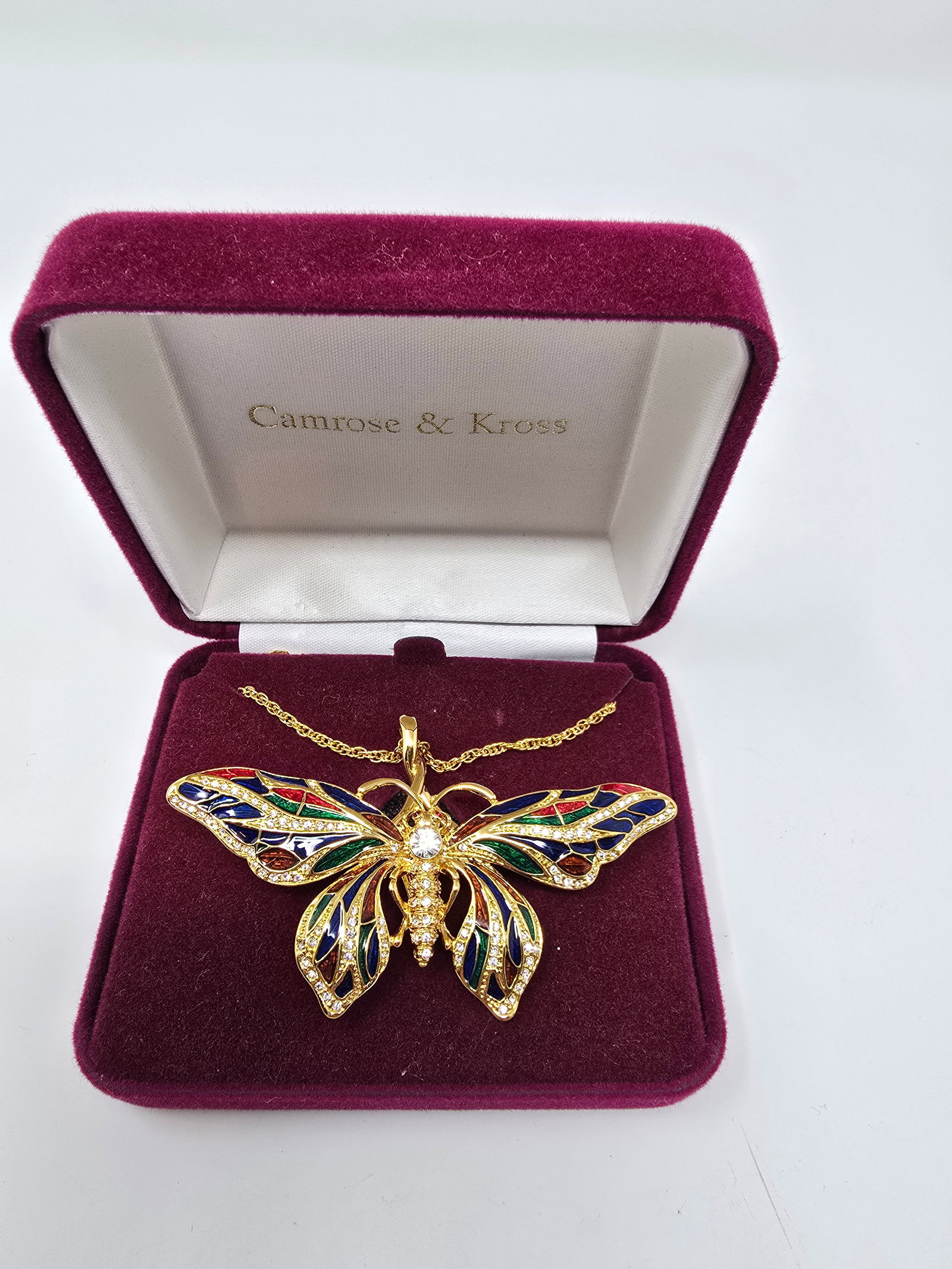 Beatiful Butterfly Pendant Necklace - 2