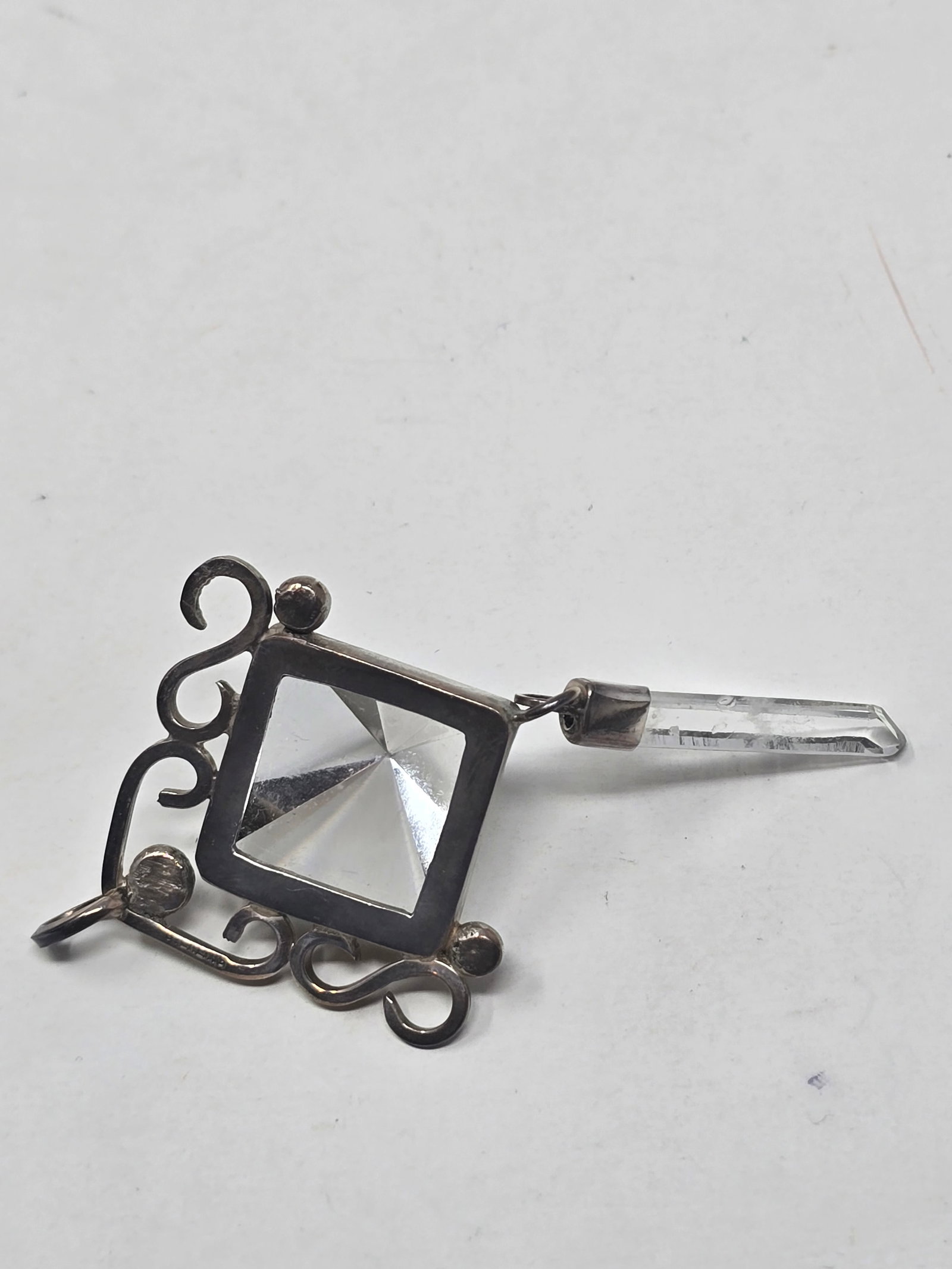 925 Sterling Silver Pendant with Clear Quartz Crystal Point - 4
