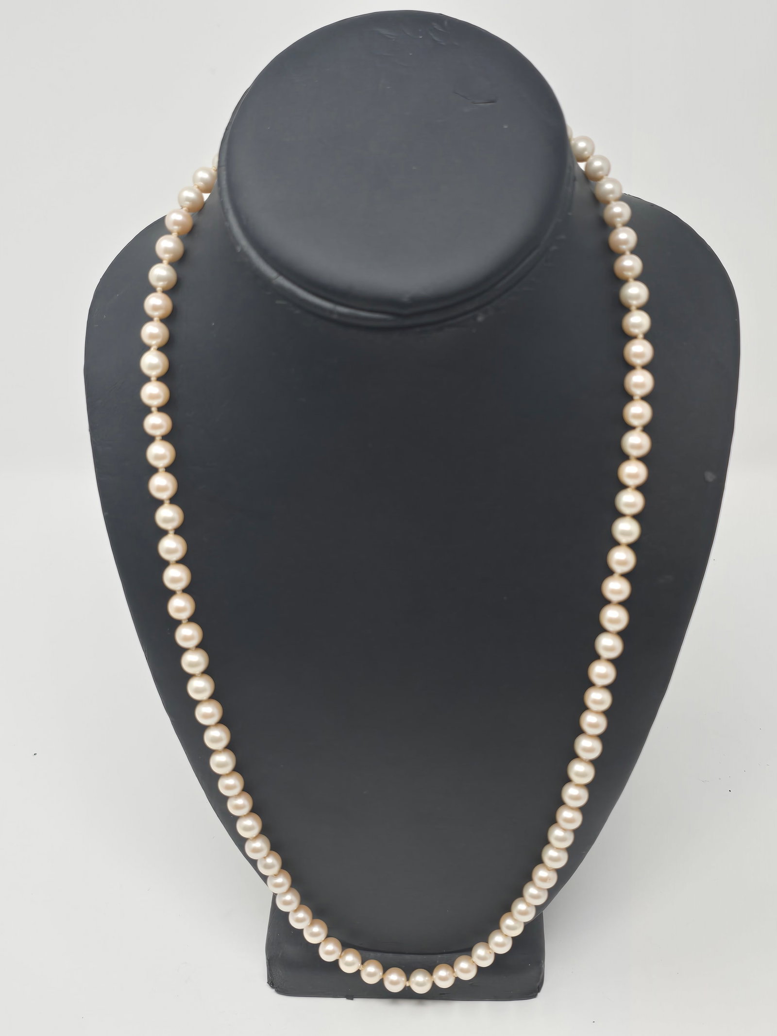 Lot of (3) Beautiful Beaded Necklaces - 2