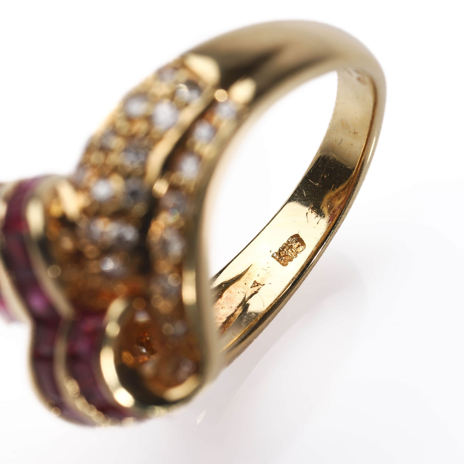 RETRO 18K GOLD RUBY AND DIAMOND RING - 5