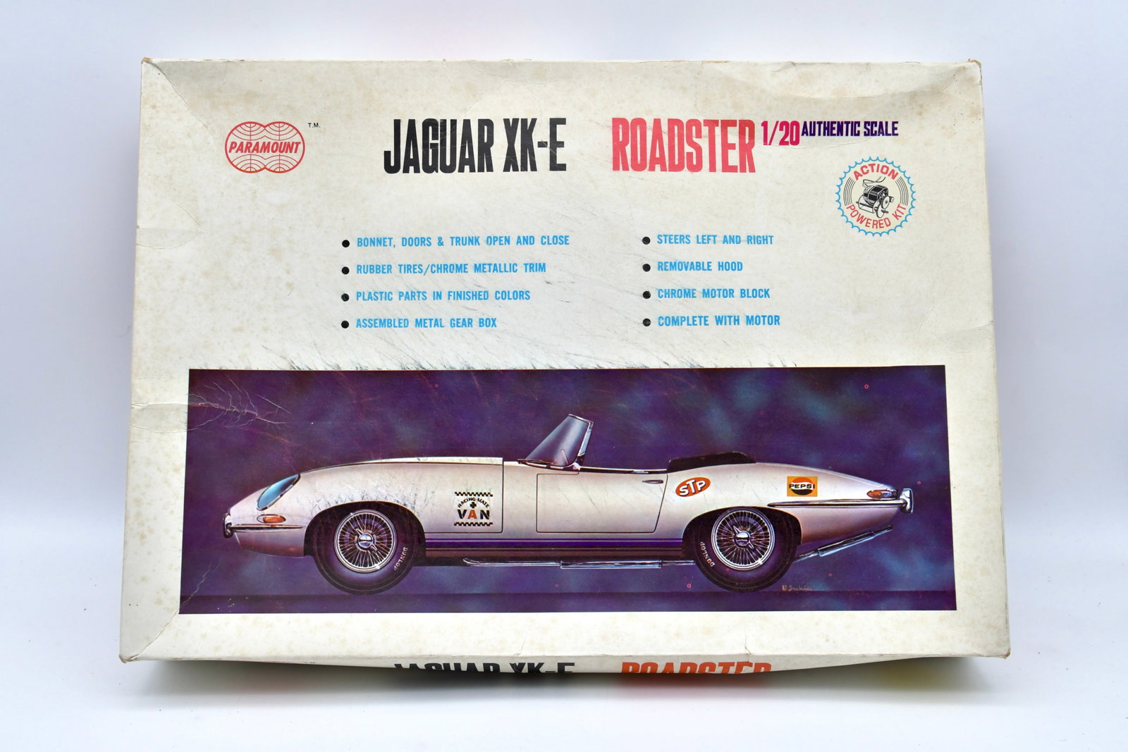 Paramount 1/20 Jaguar XK-E Roadster Motorized: Vintage Paramount Jaguar XK-E Roadster plastic model kit in 1/20 authentic scale.