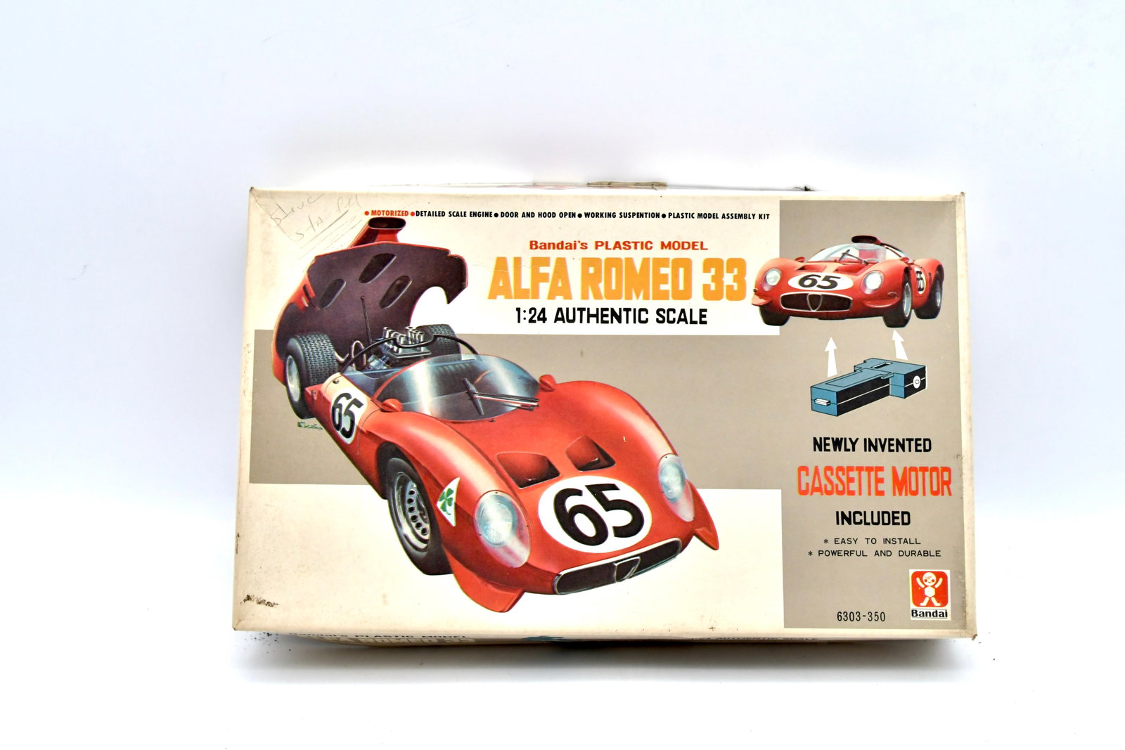 Bandai Alfa Romeo 33 1/24 Motorized Kit (1 of 6)