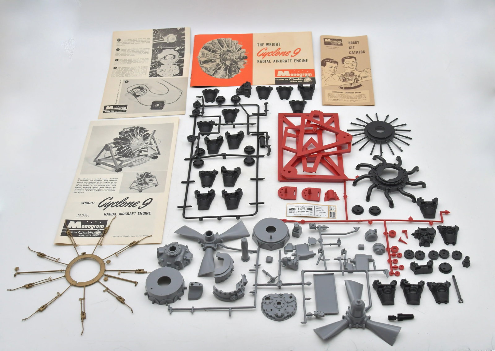 Monogram Wright Cyclone 9 Radial Engine Kit - 6