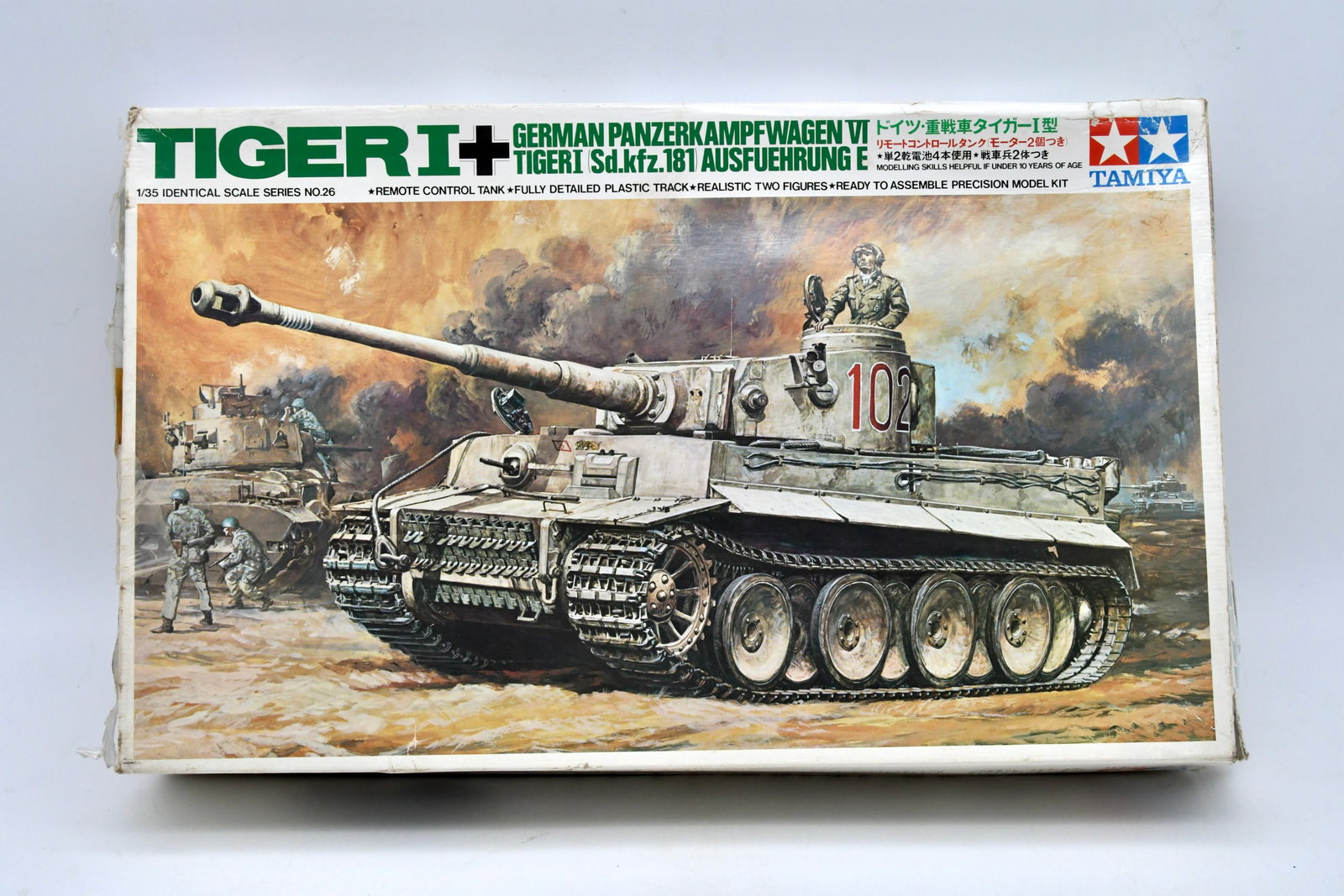 Tamiya Tiger I Sd.Kfz.181 Ausf.E 1/35 RC Kit: Tamiya 1/35 scale German PanzerkampfwagenVI TigerI (Sd.Kfz.181) AusführungE plastic model kit from the Identical Scale Series No.26. This is the classic wired remotecontrol / motorized release, f