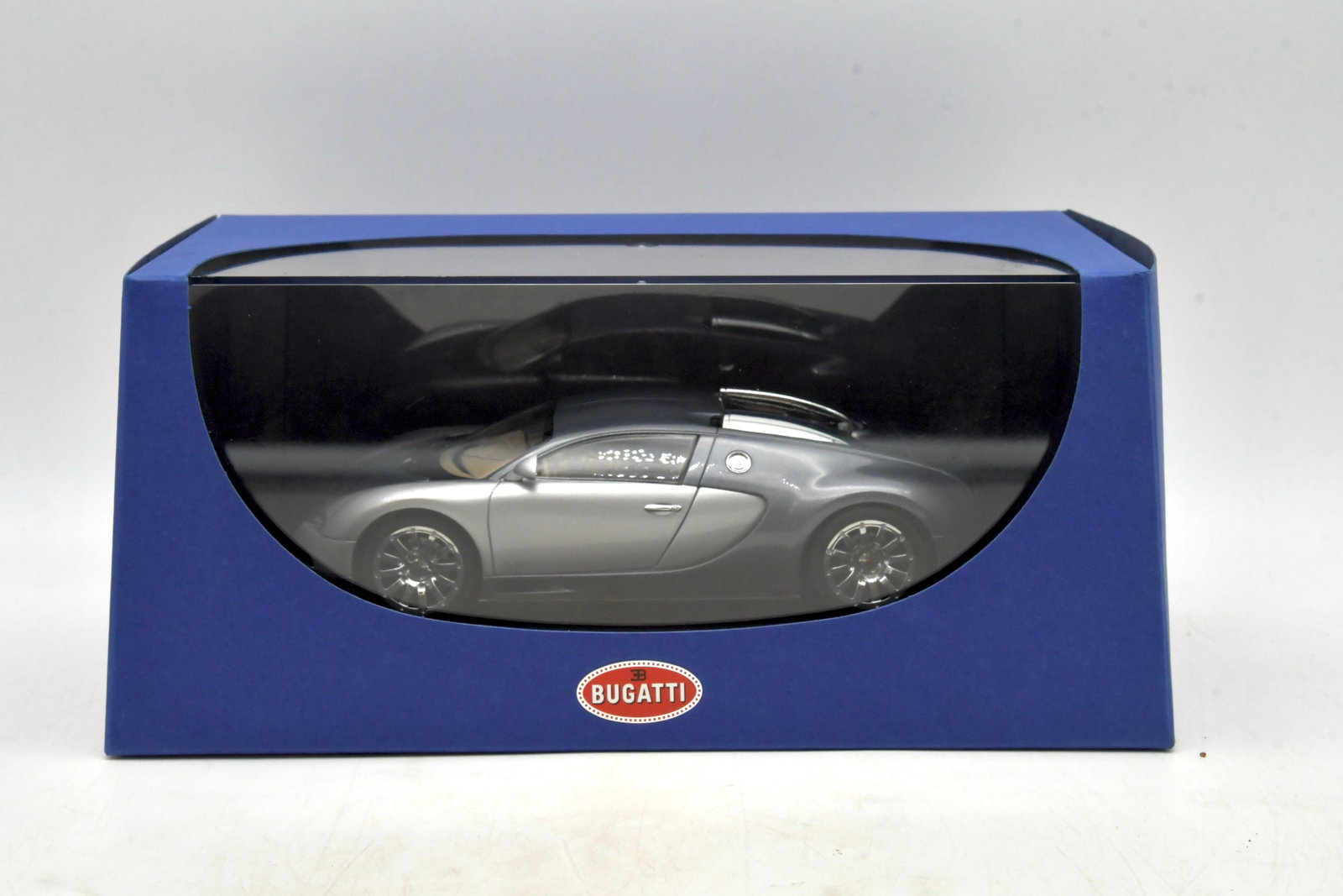 AUTOart Slot Racing Bugatti Veyron EB16.4 1/24 (1 of 5)