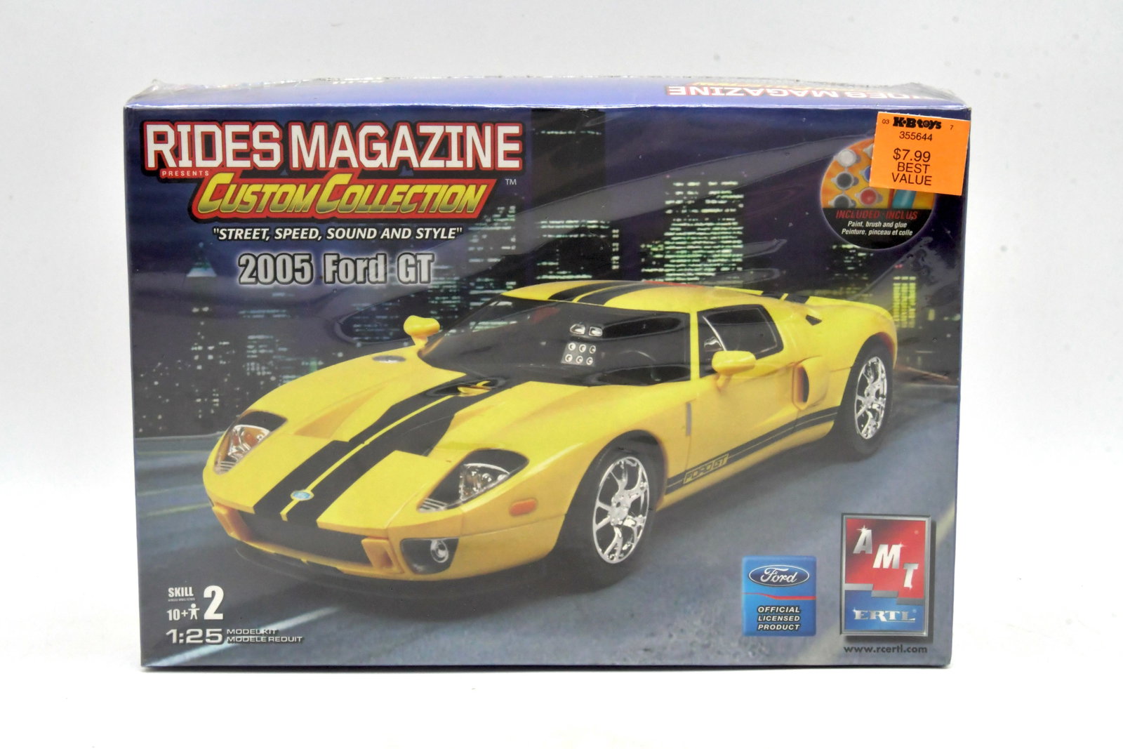 AMT Ertl 2005 Ford GT 1/25 Model Kit (1 of 4)