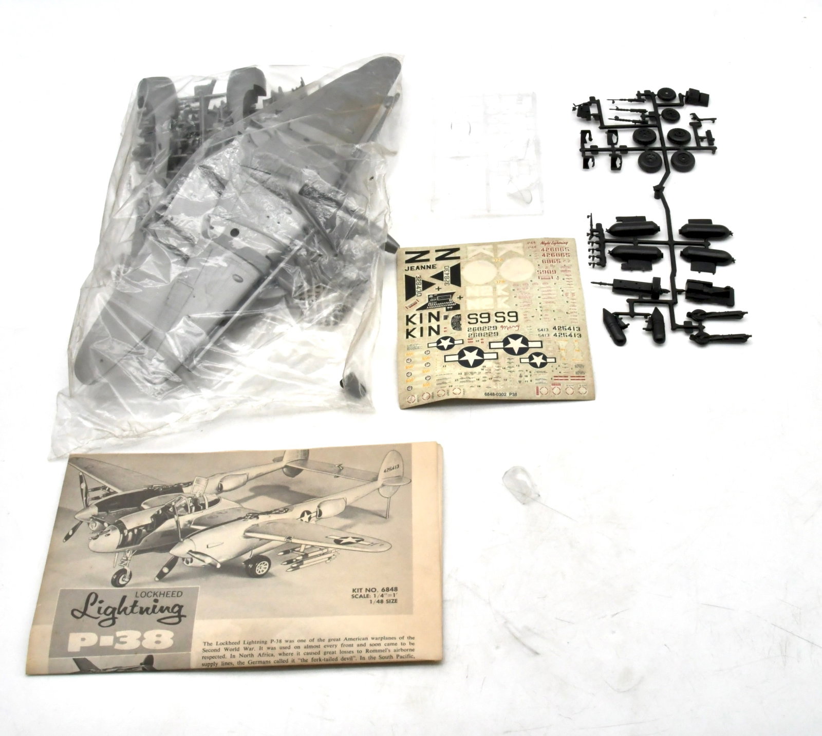 Monogram 1/48 P38 Lockheed Lightning Model Kit - 6