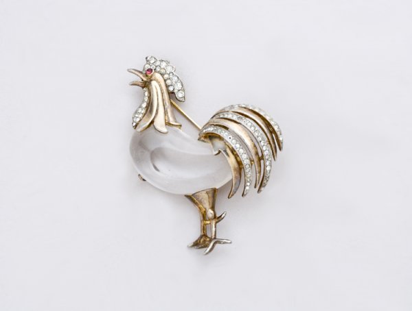 Vintage Original Rooster Costume Jewelry Pin: Jelly belly, marked Trifari.
