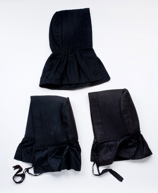 Vintage Amish Ladies Winter Bonnets: De-accessioned from The People's Place Museum in Intercourse, Pennsylvania. 2 originating from Pennsylvania, one with museum identification tag "Mrs. Rudy Schwartz Hamilton, Ind.". All in excellent co