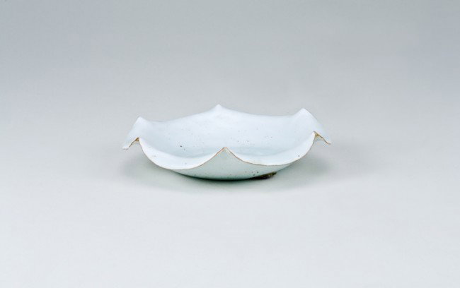 Antique Chinese Bowl: 4 7/8" diameter. From a collection of Chinese Sung, Tang and Han Dynasty pottery, all originating from the construction site of the Three Gorges Dam in China.