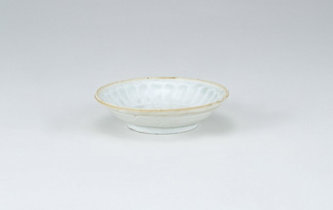 Ancient Chinese Bowl: 4" diameter. From a collection of Chinese Sung, Tang and Han Dynasty pottery, all originating from the construction site of the Three Gorges Dam in China.