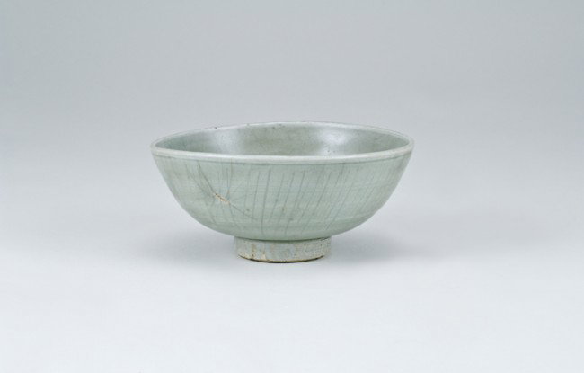 Ancient Chinese Bowl: Opening diameter 4 3/8", base diameter 1 7/8". Labeled as: Hui Yang Kilns Guandang Province, 14th Century. From a collection of Chinese Sung, Tang and Han Dynasty pottery, all originating from the con