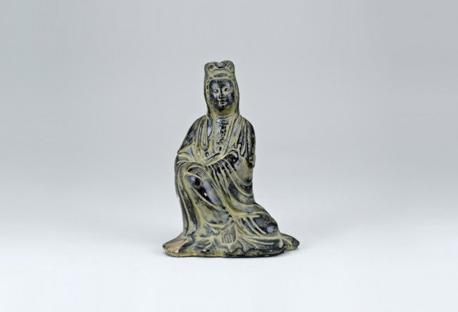 Ancient Chinese Statue: 6 1/2" tall. From a collection of Chinese Sung, Tang and Han Dynasty pottery, all originating from the construction site of the Three Gorges Dam in China.