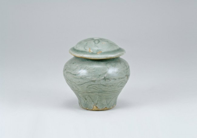 Ancient Chinese Lidded Jar: Opening diameter 2 1/2", base diameter 2 1/4", 4" tall overall. From a collection of Chinese Sung, Tang and Han Dynasty pottery, all originating from the construction site of the Three Gorges Dam in C