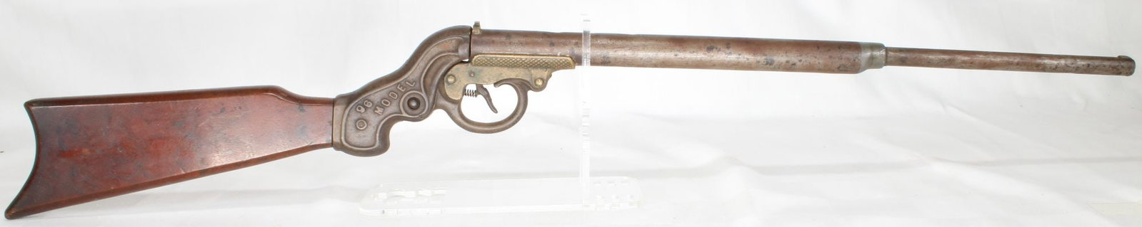 Daisy "20th Century" Cast Iron Frame BB Gun — Plymouth, Michigan, Circa 1898–1902 (1 of 4)