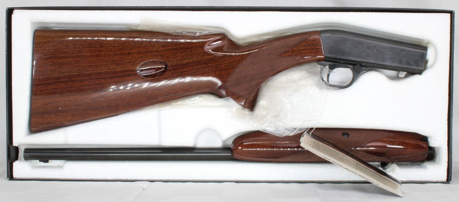 Browning Auto 22 Takedown Grade 1 .22 LR Semi-Automatic Rifle, 19-3/4" Barrel, Unfired in Original (1 of 20)