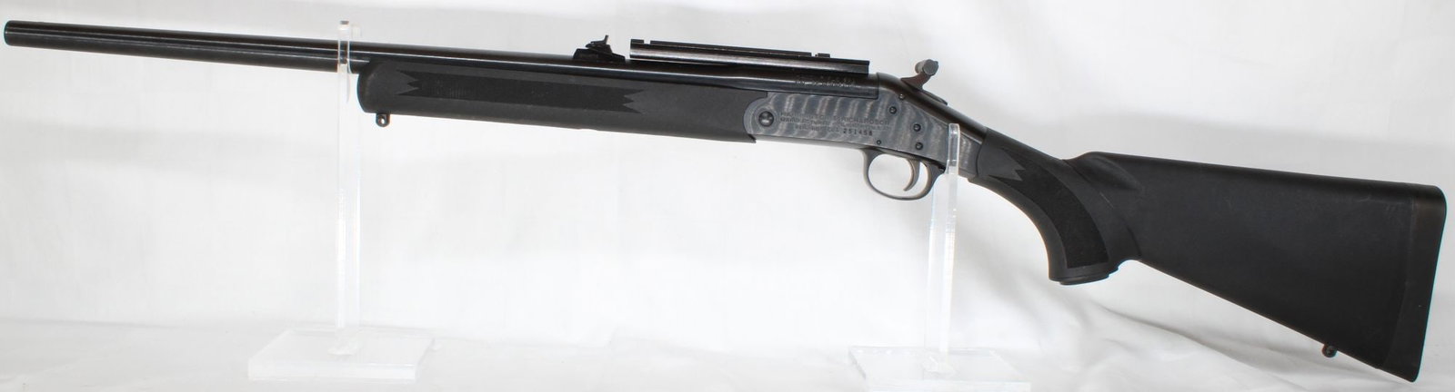 Harrington & Richardson Handy Rifle SP2 .22 Hornet Break-Open Single Shot Rifle, w/ Scope Rail & Syn: Harrington & Richardson Handy Rifle SP2 break-open single shot rifle chambered in .22 Hornet. Features synthetic stock and fitted scope rail for optics mounting. Serial number CBA251445. Condition app