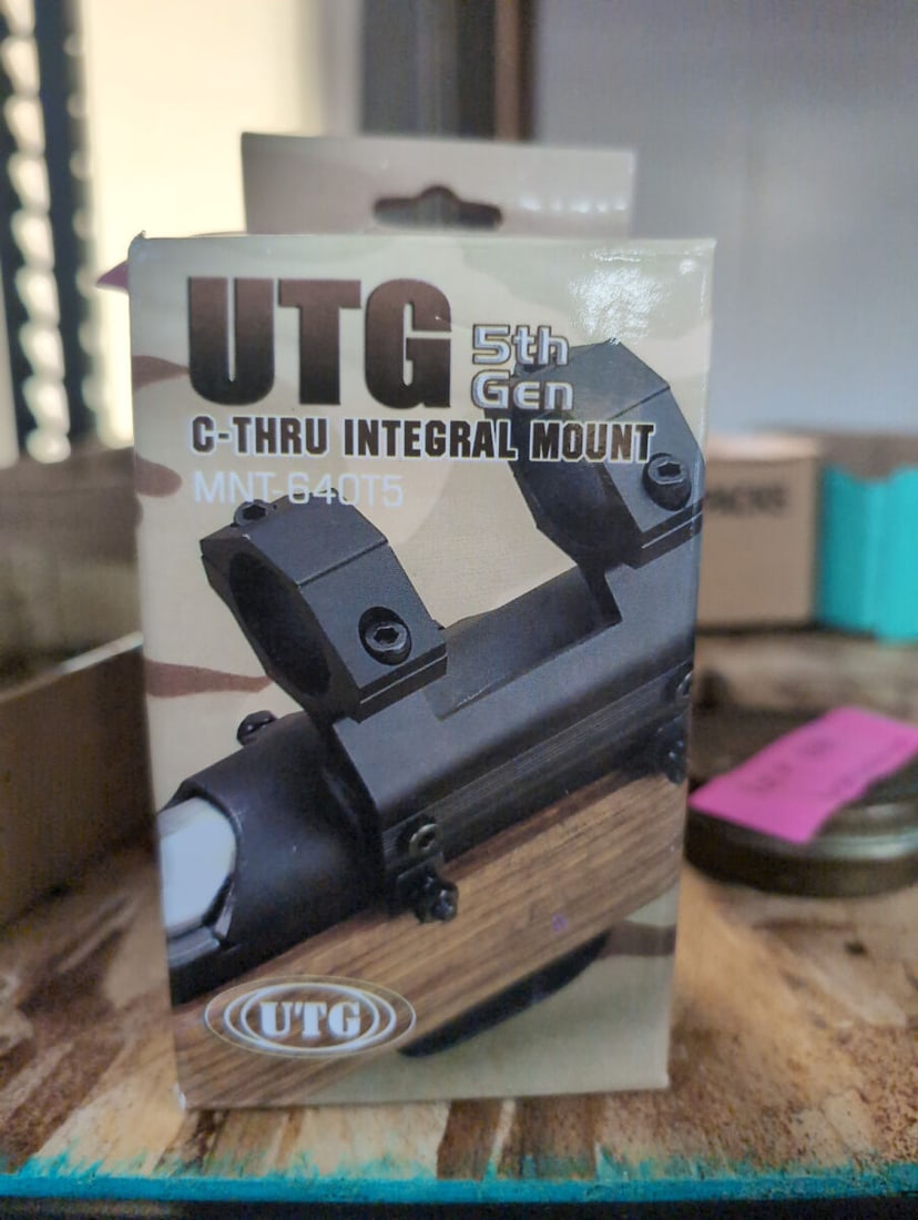 UTG 5th Gen C-Thru Integral Mount MNT-640T5 (1 of 2)