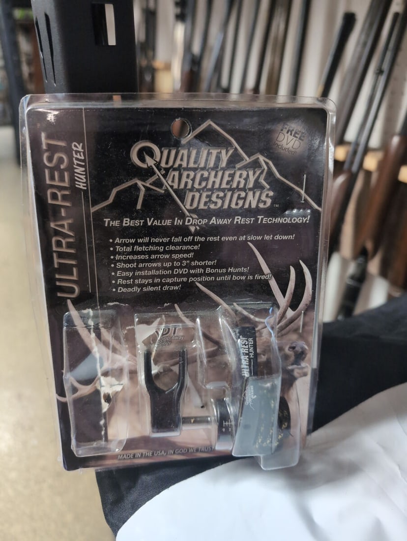 Quality Archery Designs Ultra-Rest Hunter Drop-Away Arrow Rest (1 of 2)