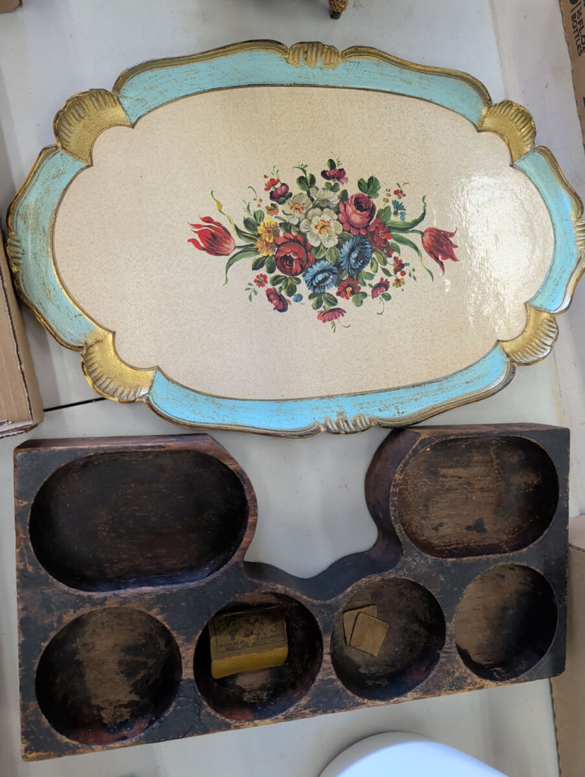 Decorative Floral Serving Tray and Wooden Compartm: This lot includes two items: a decorative oval serving tray featuring a central floral motif with a cream-colored base, light blue border, and gold-toned scalloped edges. Accompanying the tray is a re
