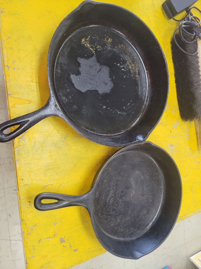 Set of Two Cast Iron Skillets (1 of 2)