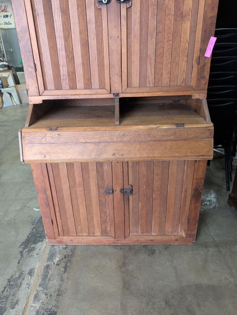 19th C. Primitive Pine Step-Back Cupboard - 2