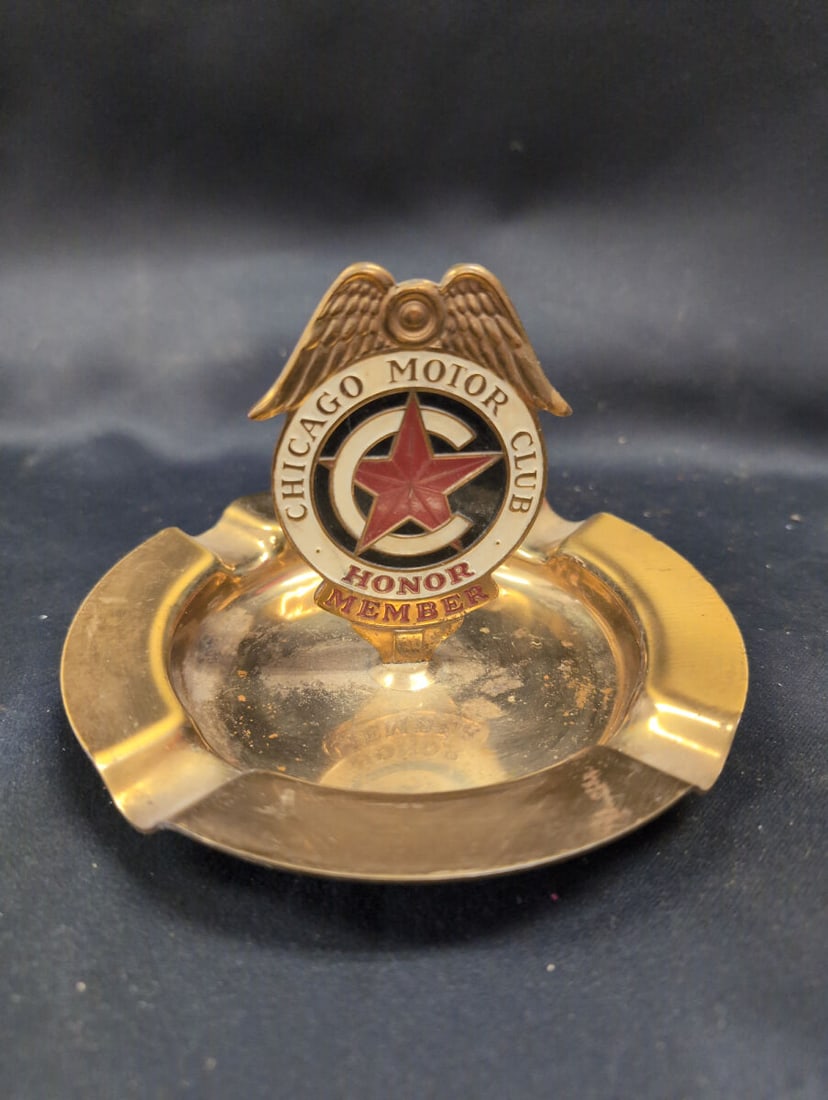 Chicago Motor Club Honor Member Metal Ashtray with Emblem (1 of 2)